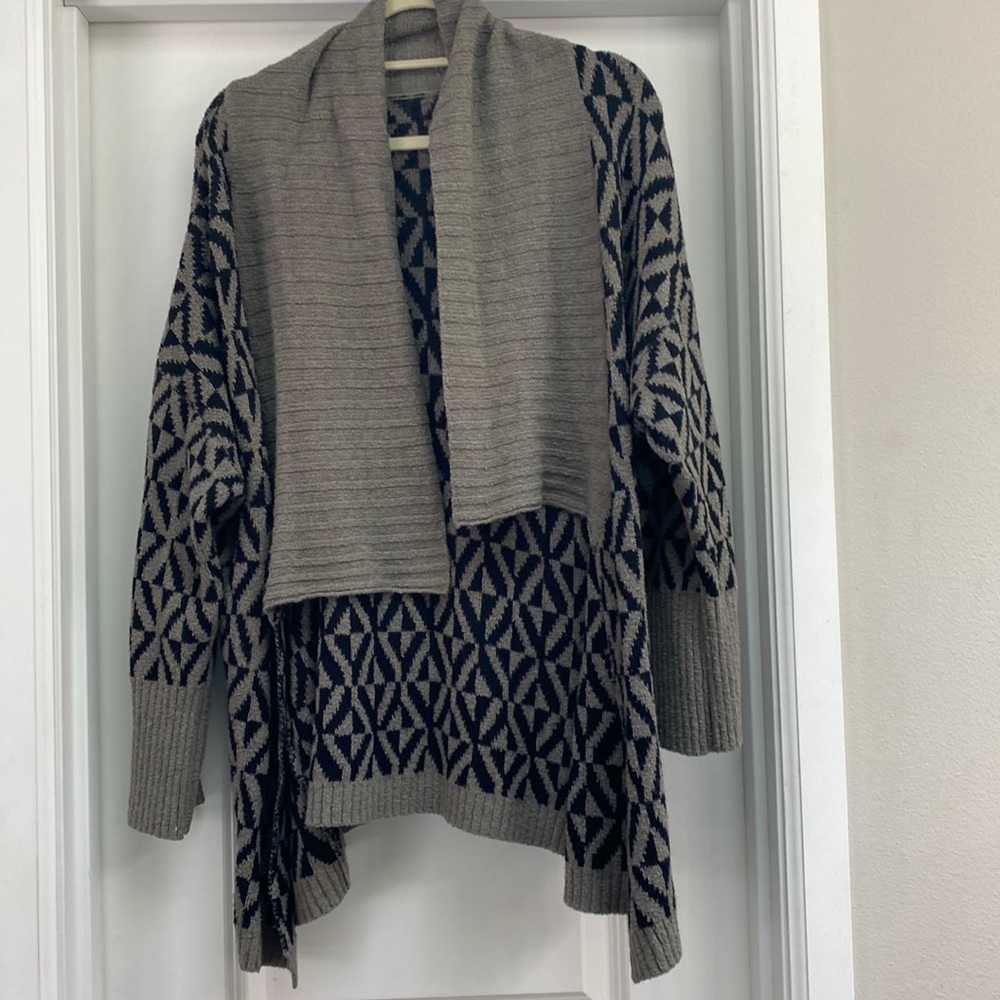 Grw sweater 1x black & gray